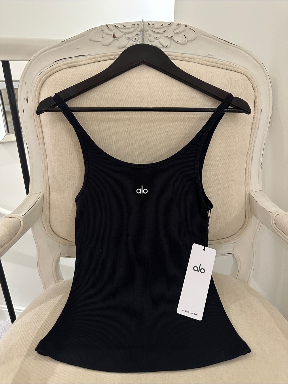 NWT Small ALO Yoga Black Ribbed Prosper Tank ~ Black Authentic